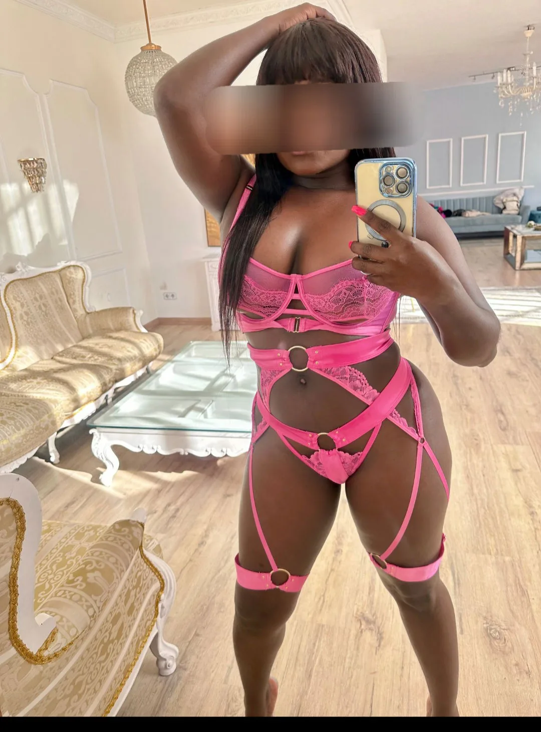 Emma Schone Latina - Escort Hamburg